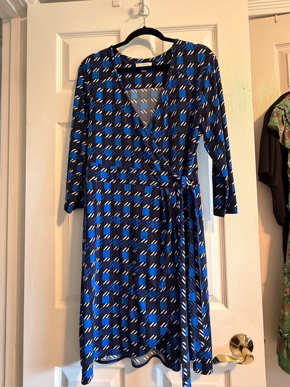 New York & Co wrap style dress